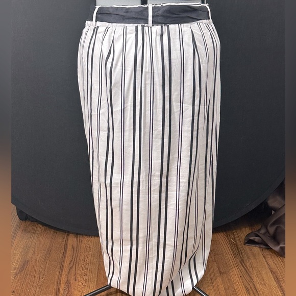 Black White Striped Long Maxi Skirt - Picture 4 of 4